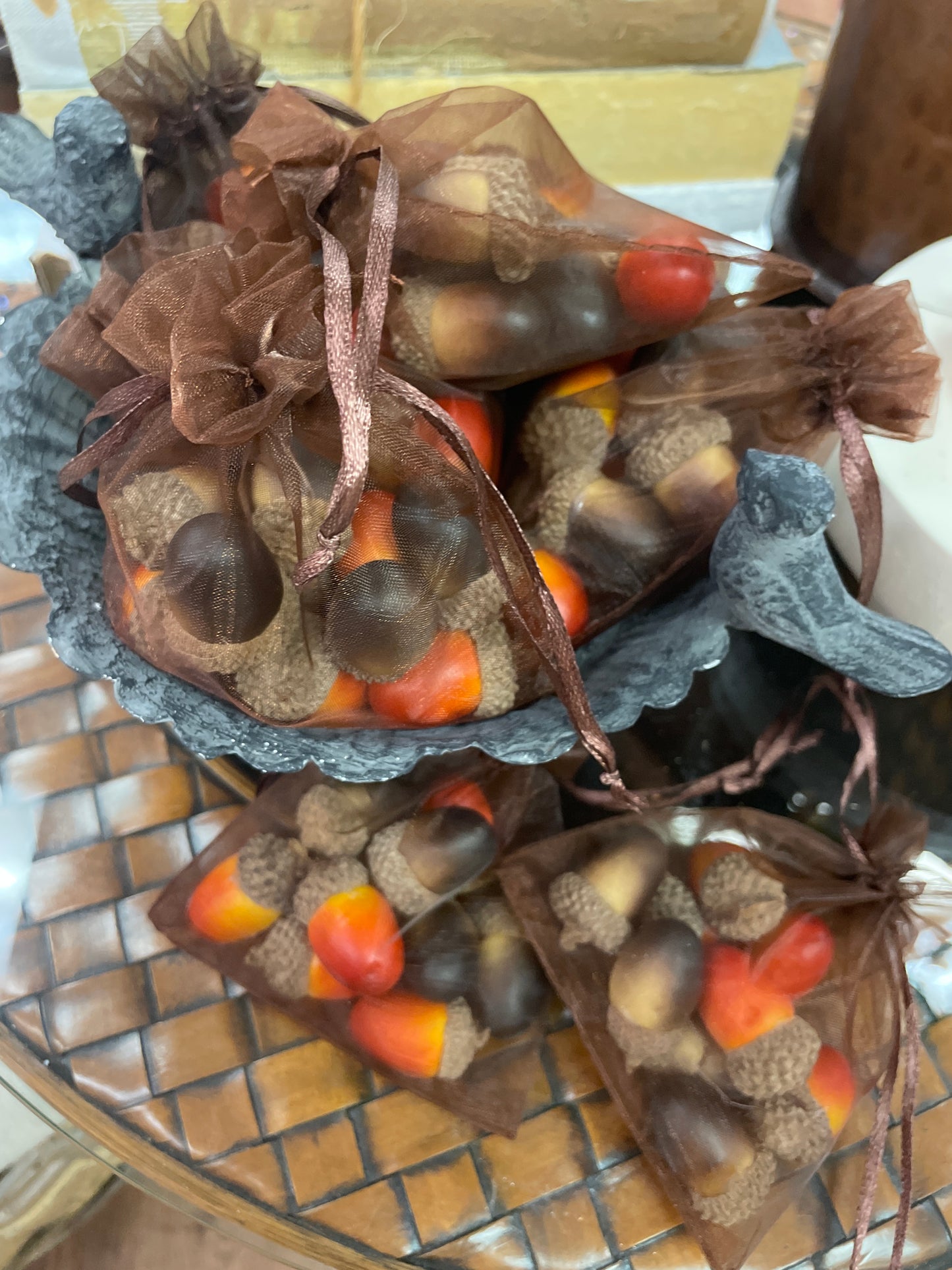 Acorns - Vase filler