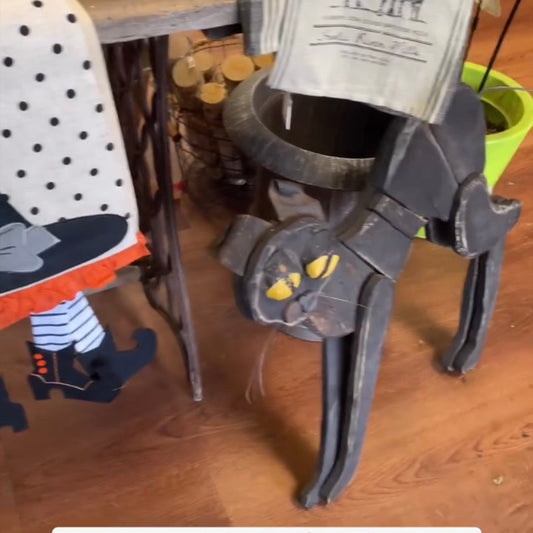 Wooden Black Cat