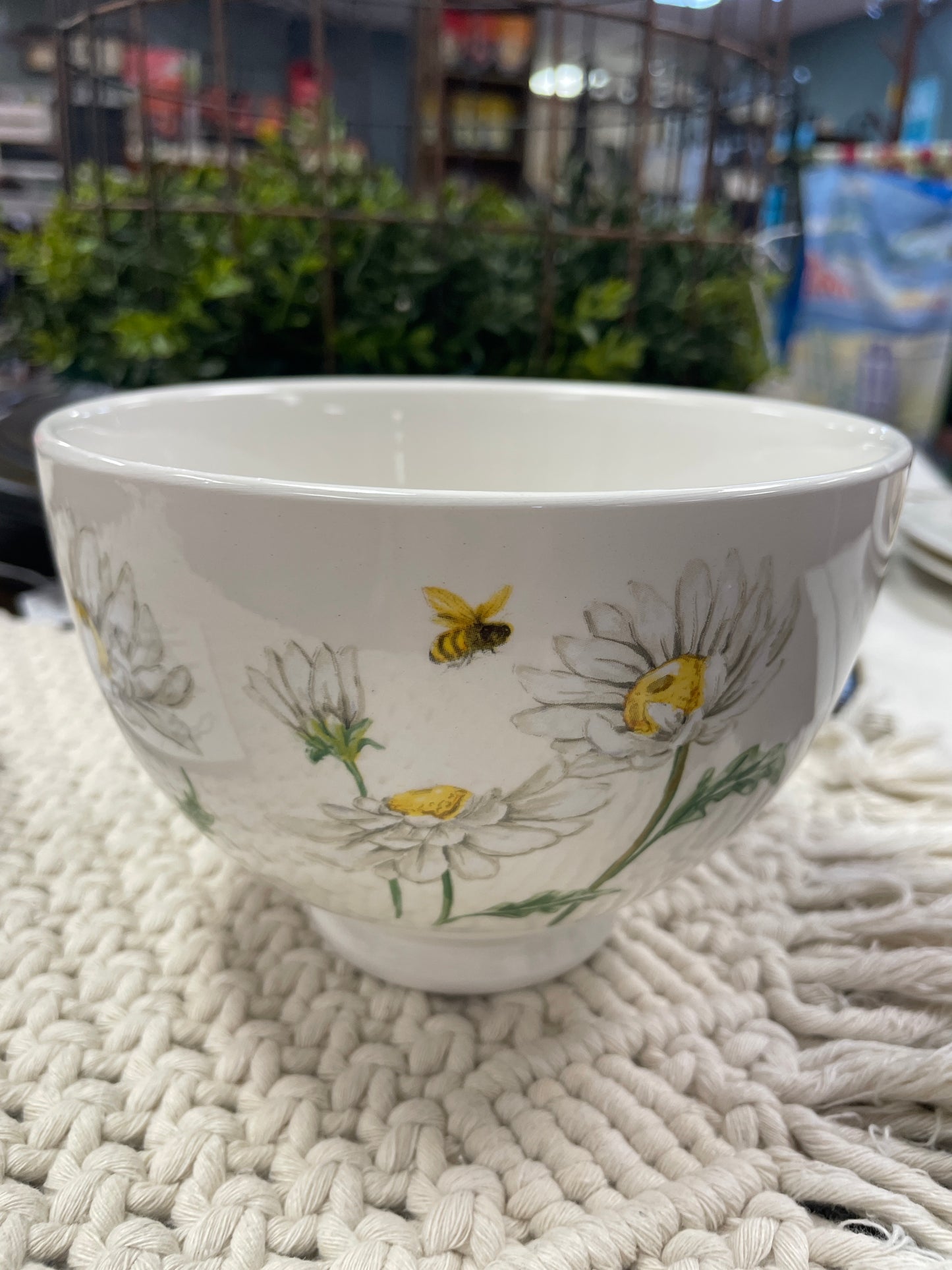 Bee & Daisy Bowl