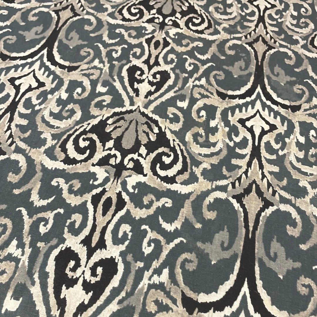 Upholstered Ottoman (cat eyes)