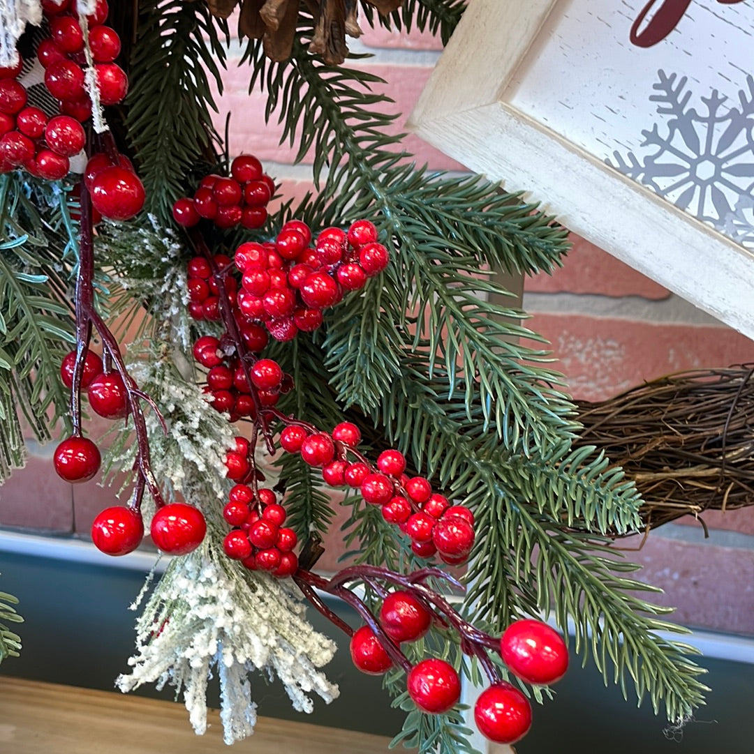 Winter Greetings Wreath -