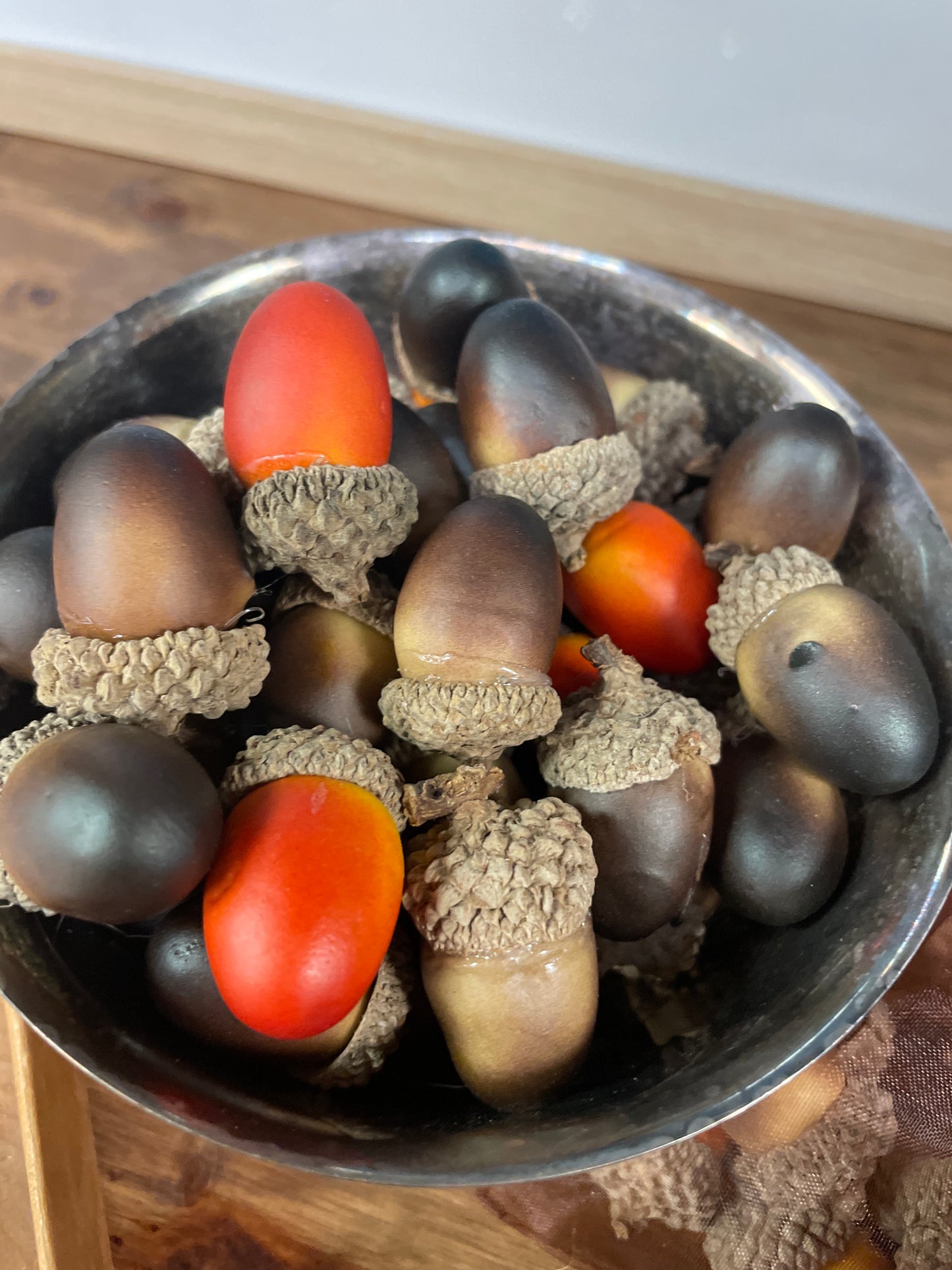 Acorns - Vase filler