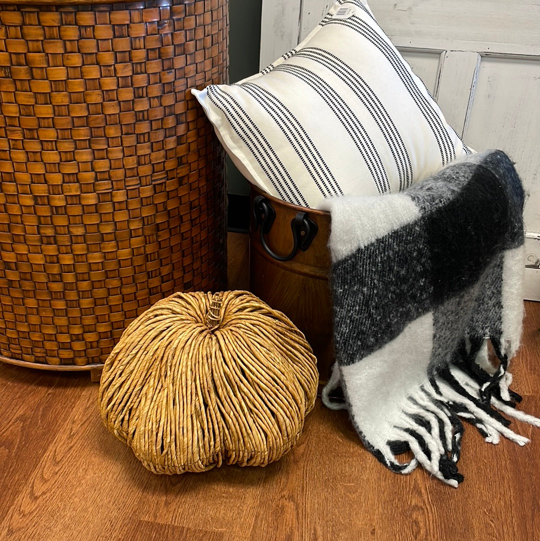 Raffia Pumpkin
