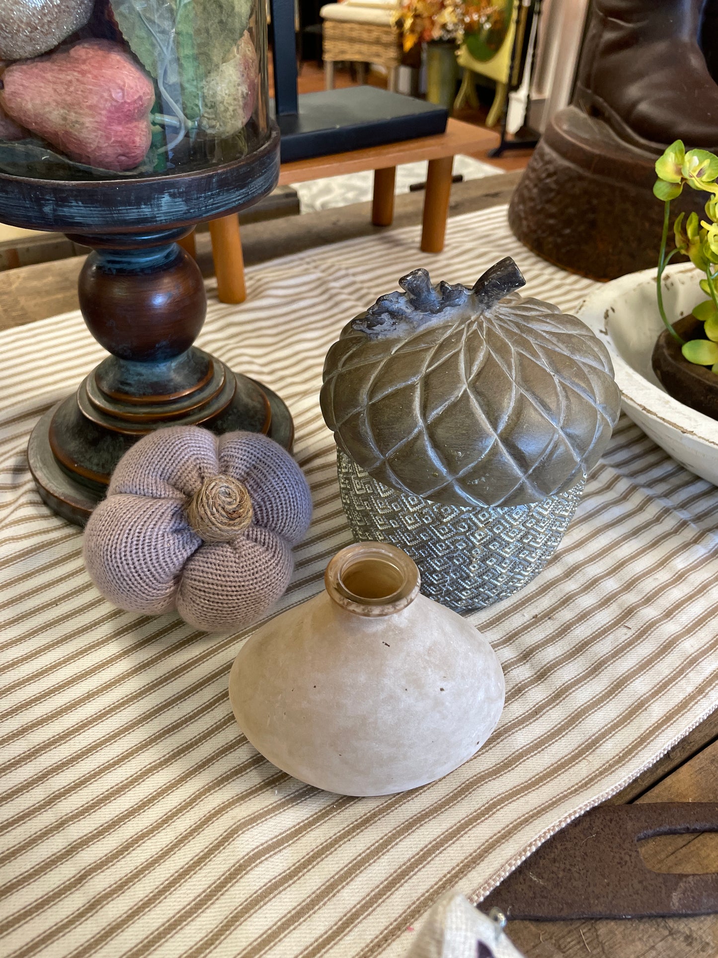 Resin Acorn - stem w/leaves