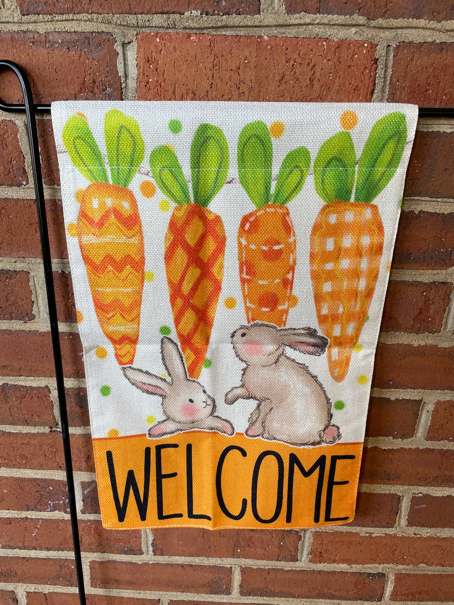 Garden Flag - Carrots Welcome