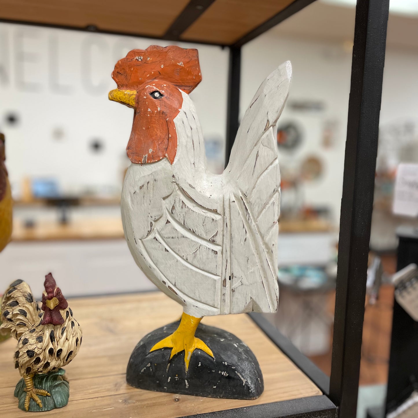Wooden Hen - White