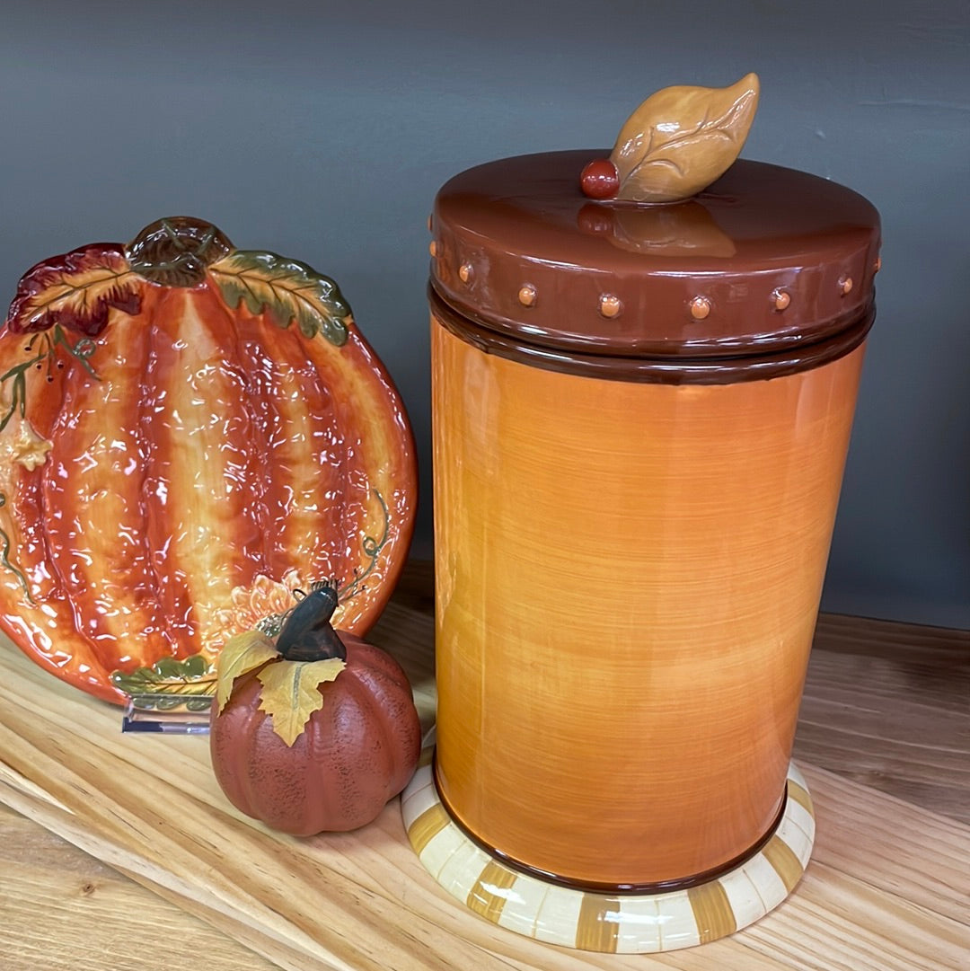 Acorn Topped Canister