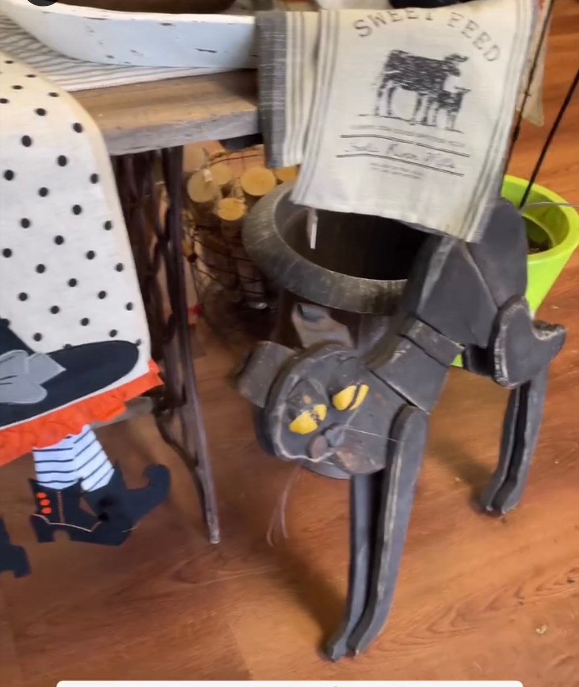 Witch Hat Table Runner