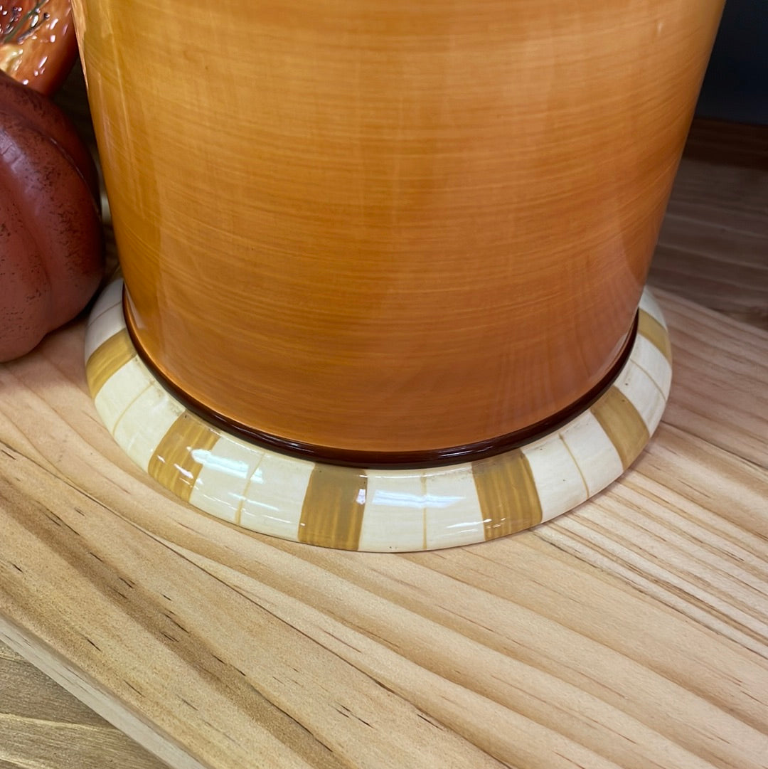 Acorn Topped Canister