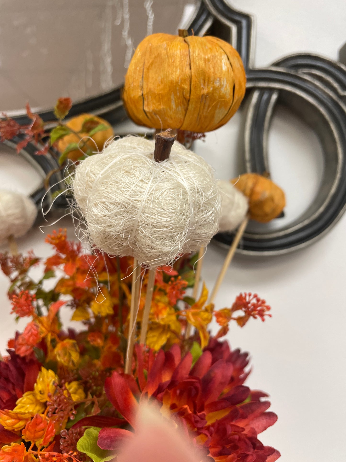 Pumpkin Pick - white