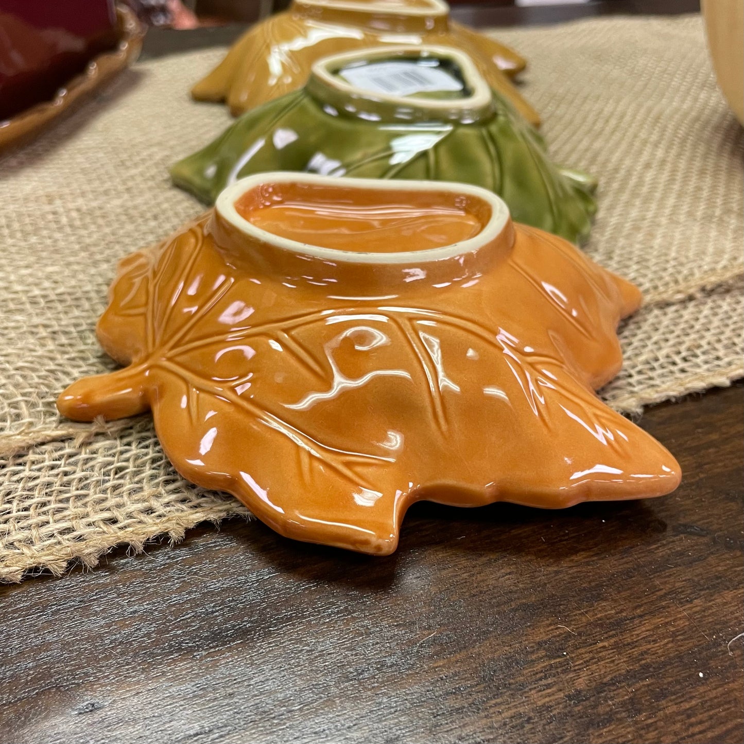 3 Leaves Divided Dish