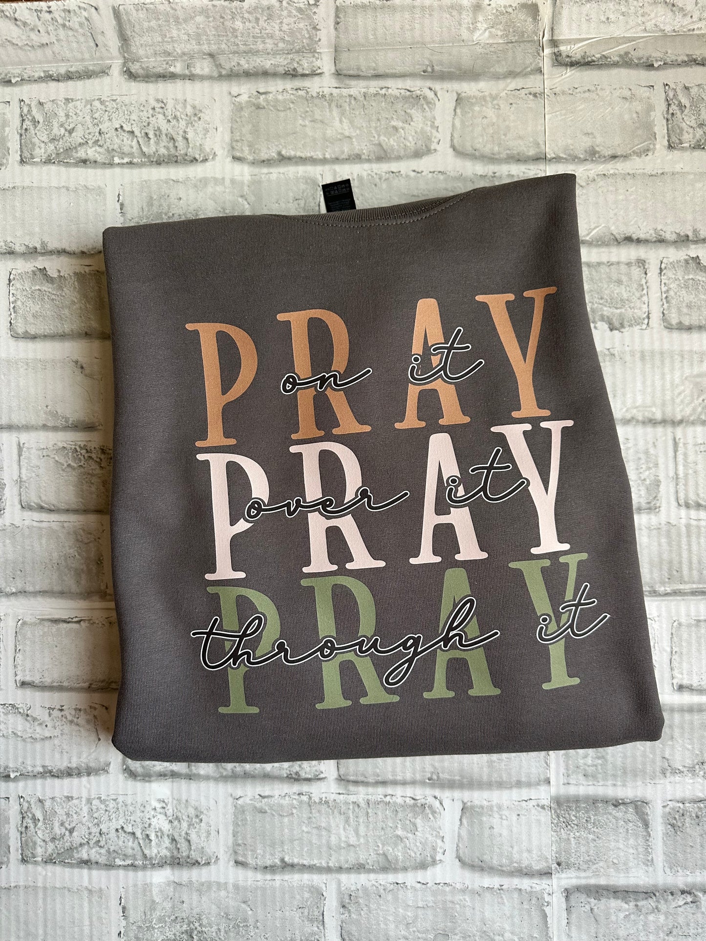 Pray pray pray Crewneck