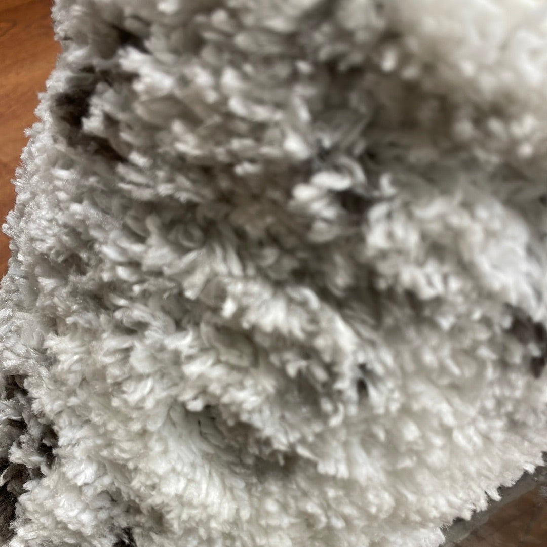 Shag Cream/Gray Rug 2' x 12