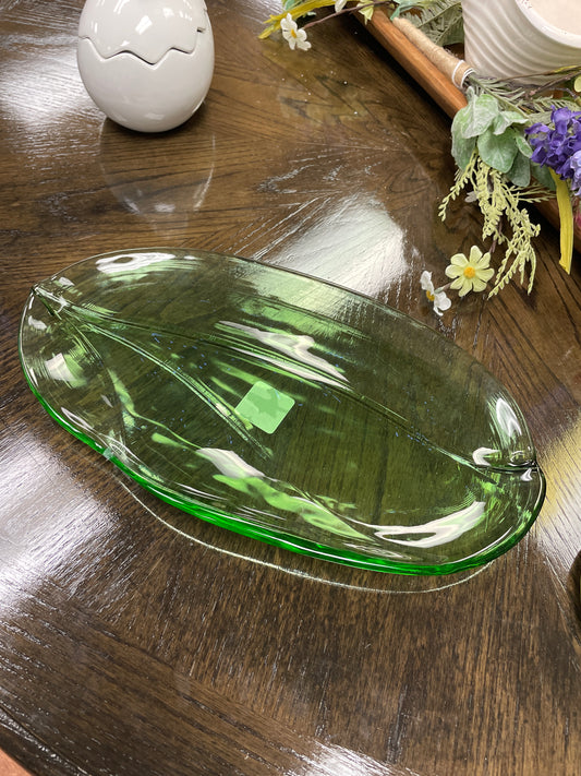 Green Glass Leaf Dish