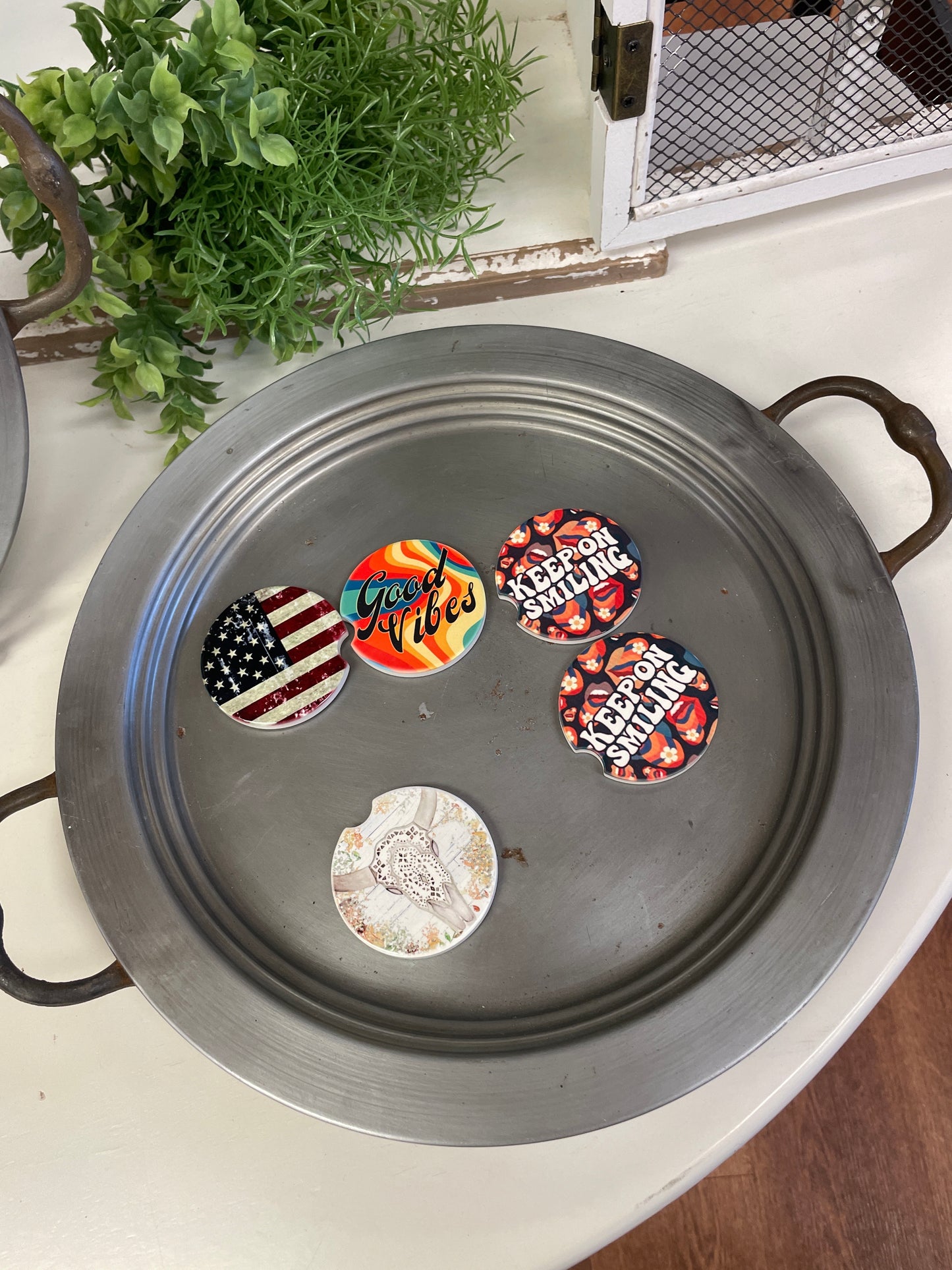 Round Metal Tray with Handles