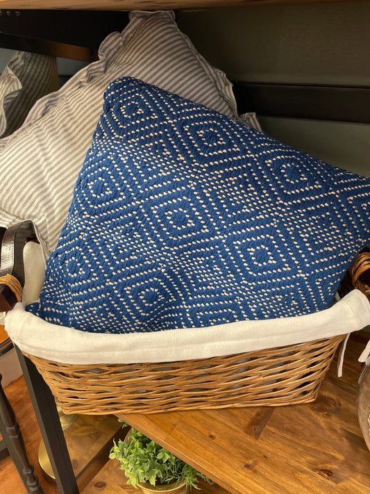 Lined Basket w/handles