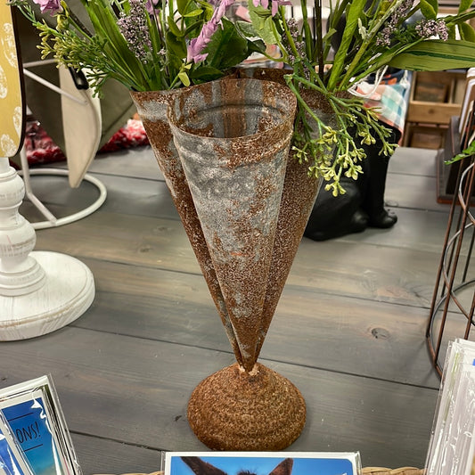 3 Cup Vase Metal