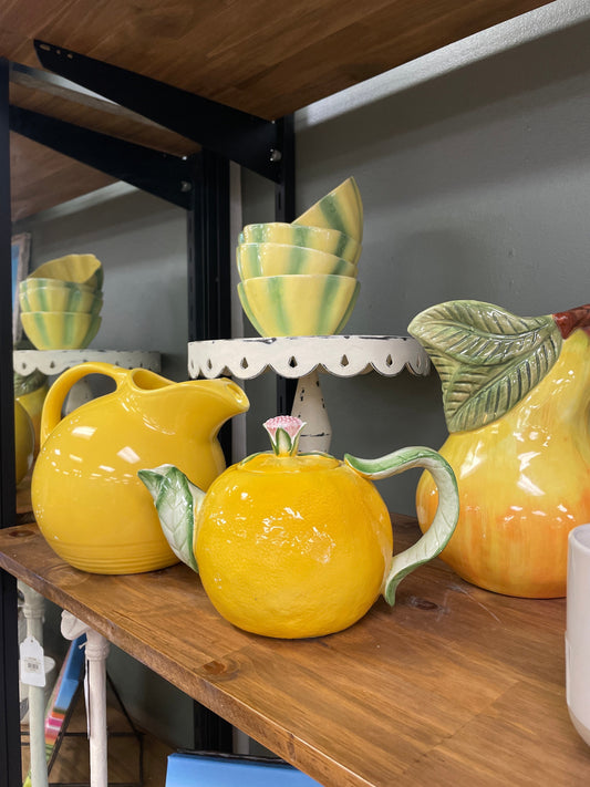 Vintage Lemon Tea Pot