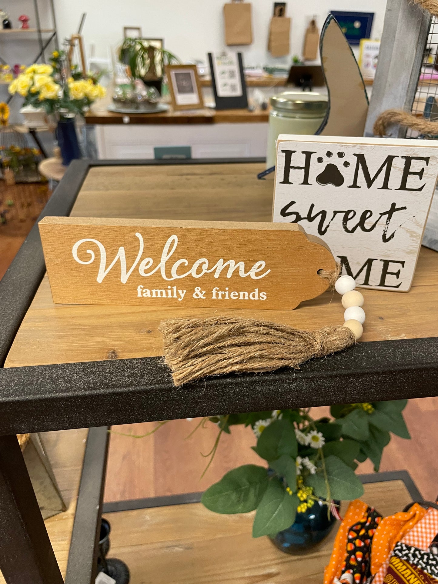 Welcome Family & Friends Tassel