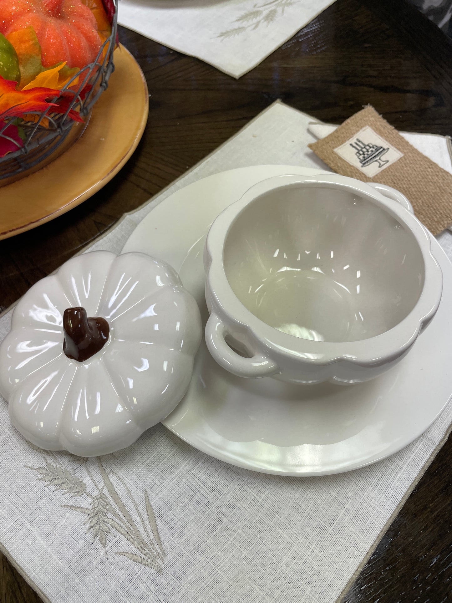 White Lidded Pumpkin w/handles