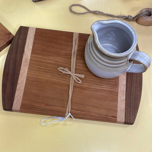 Plum Creek Cherry Cheesboard