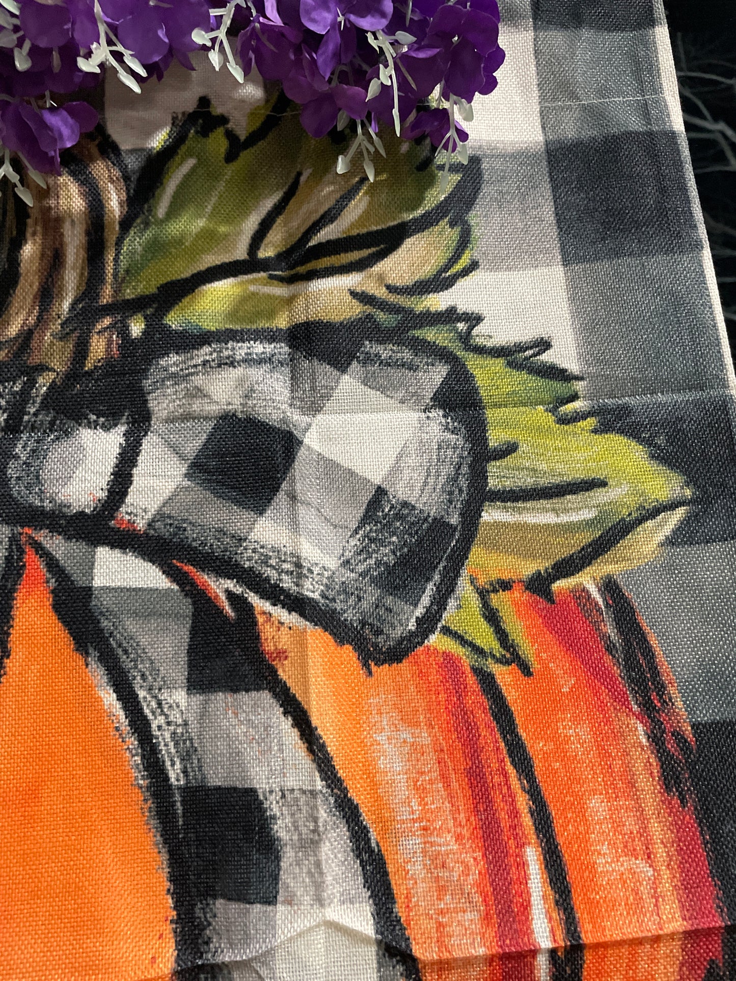 House Flag - B/W Welcome Pumpkin