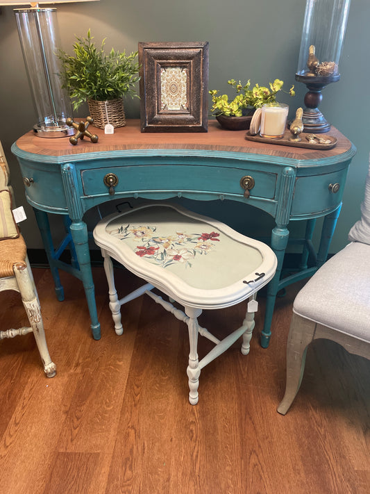 Painted Table w/Removabe Top