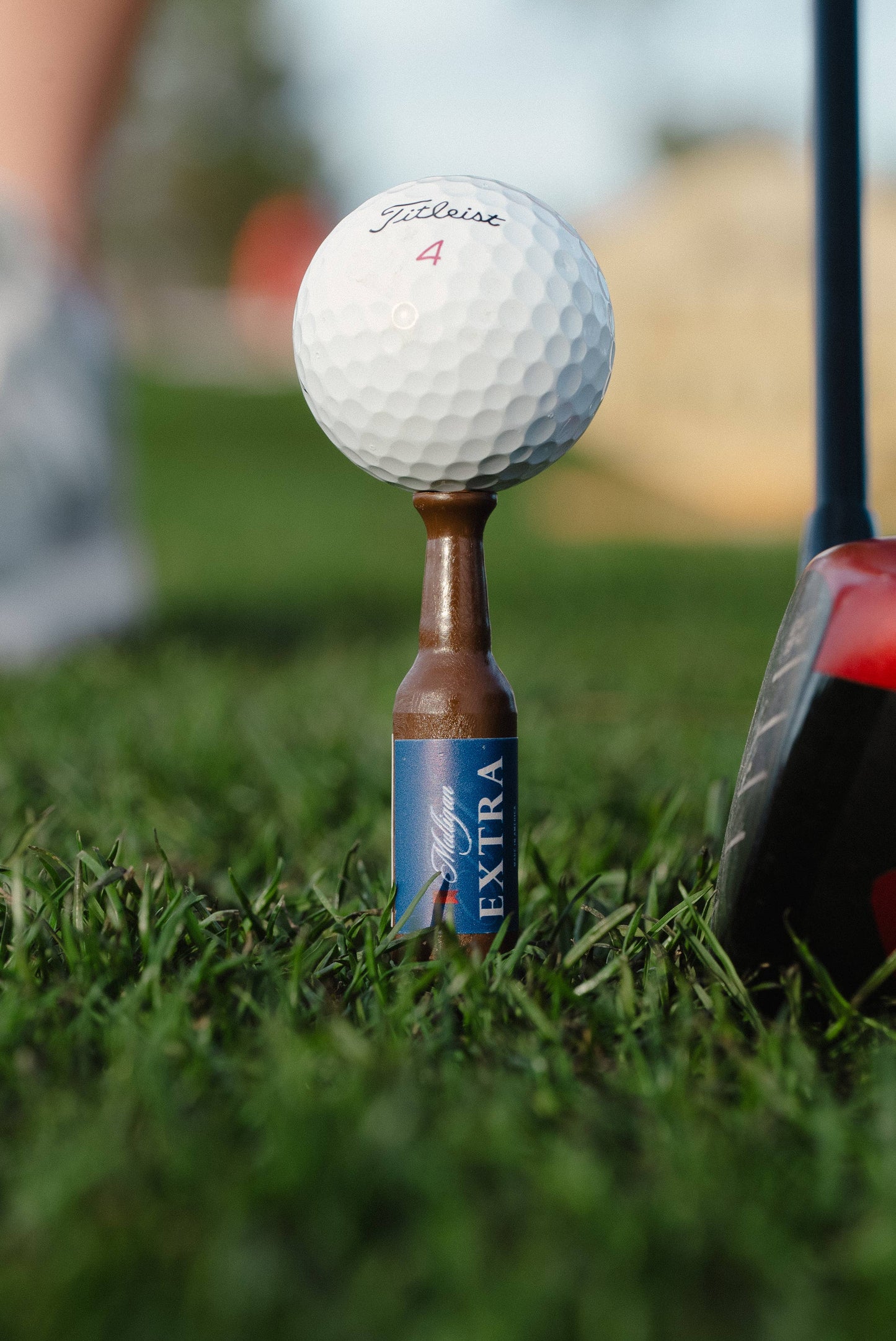 Beer Bottle Golf Tees: Putt Light