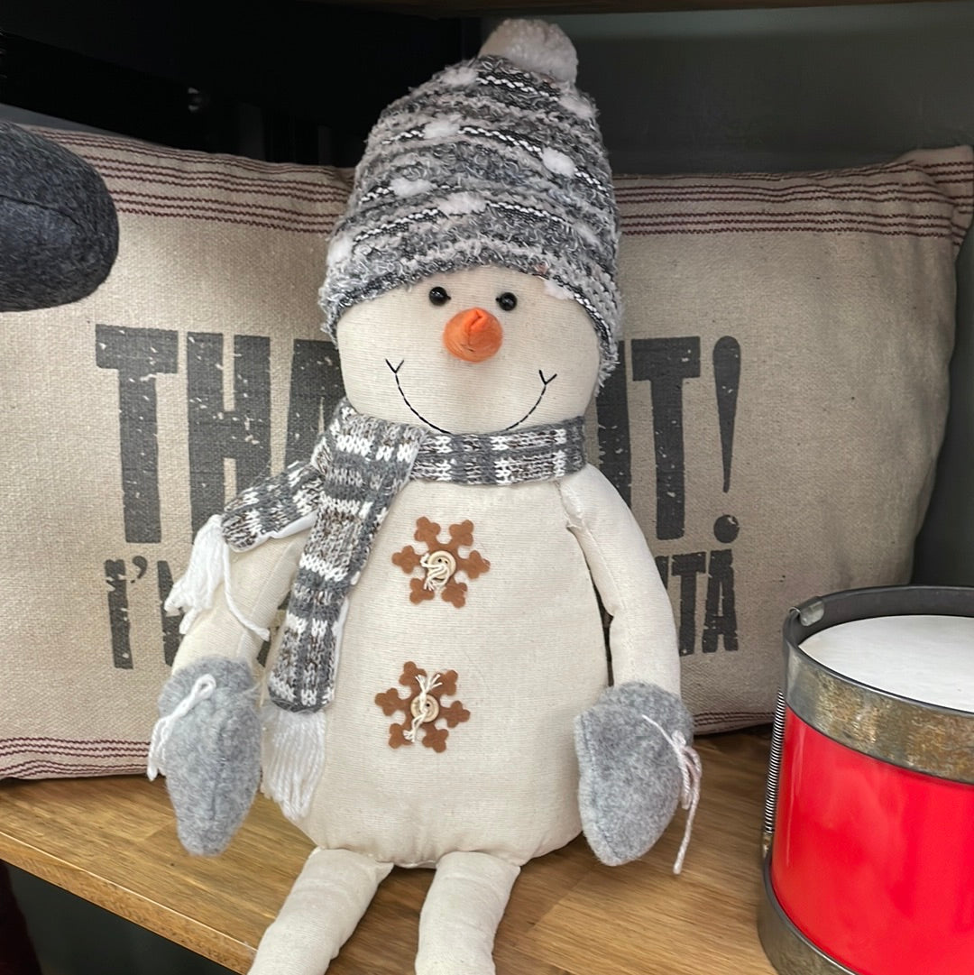 Shelf Sitter Snowman w/Hat