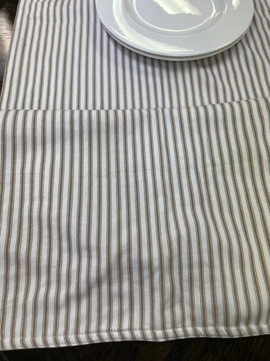 Tan/Cream Striped Runner