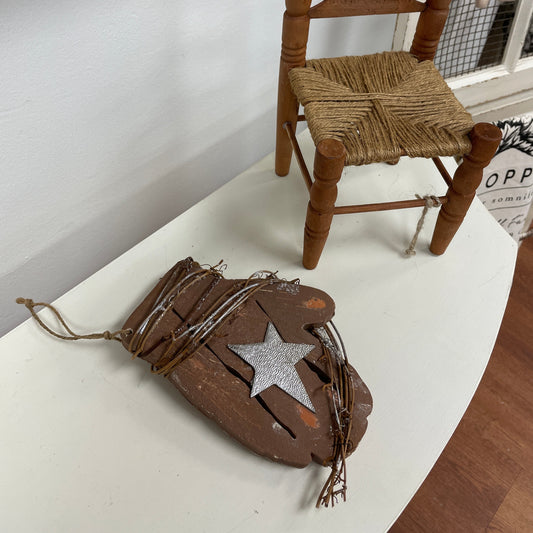 Wooden Primitive Mitten