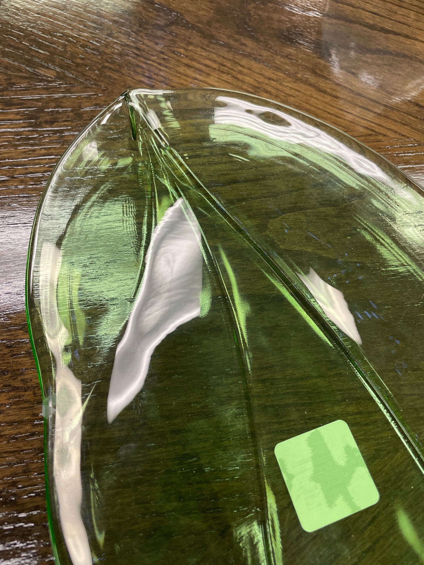Green Glass Leaf Dish