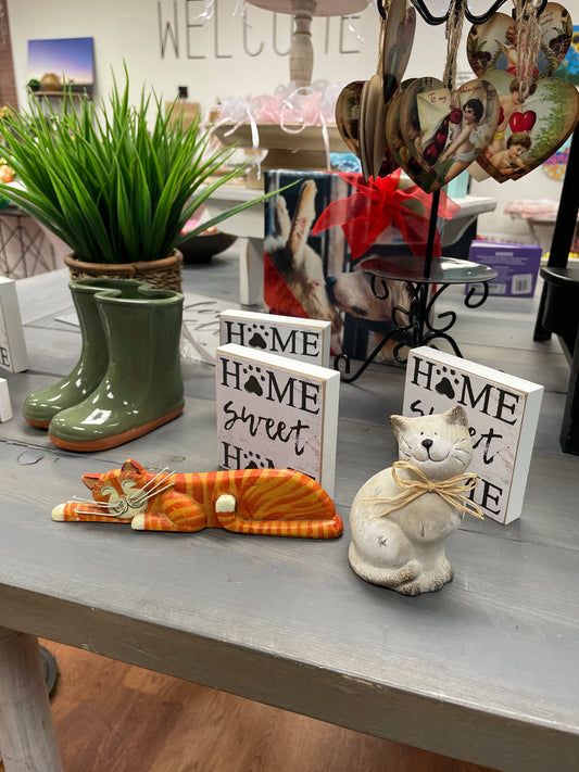 Ceramic Cat (sitting)