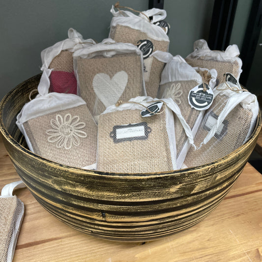 Black reed bowl
