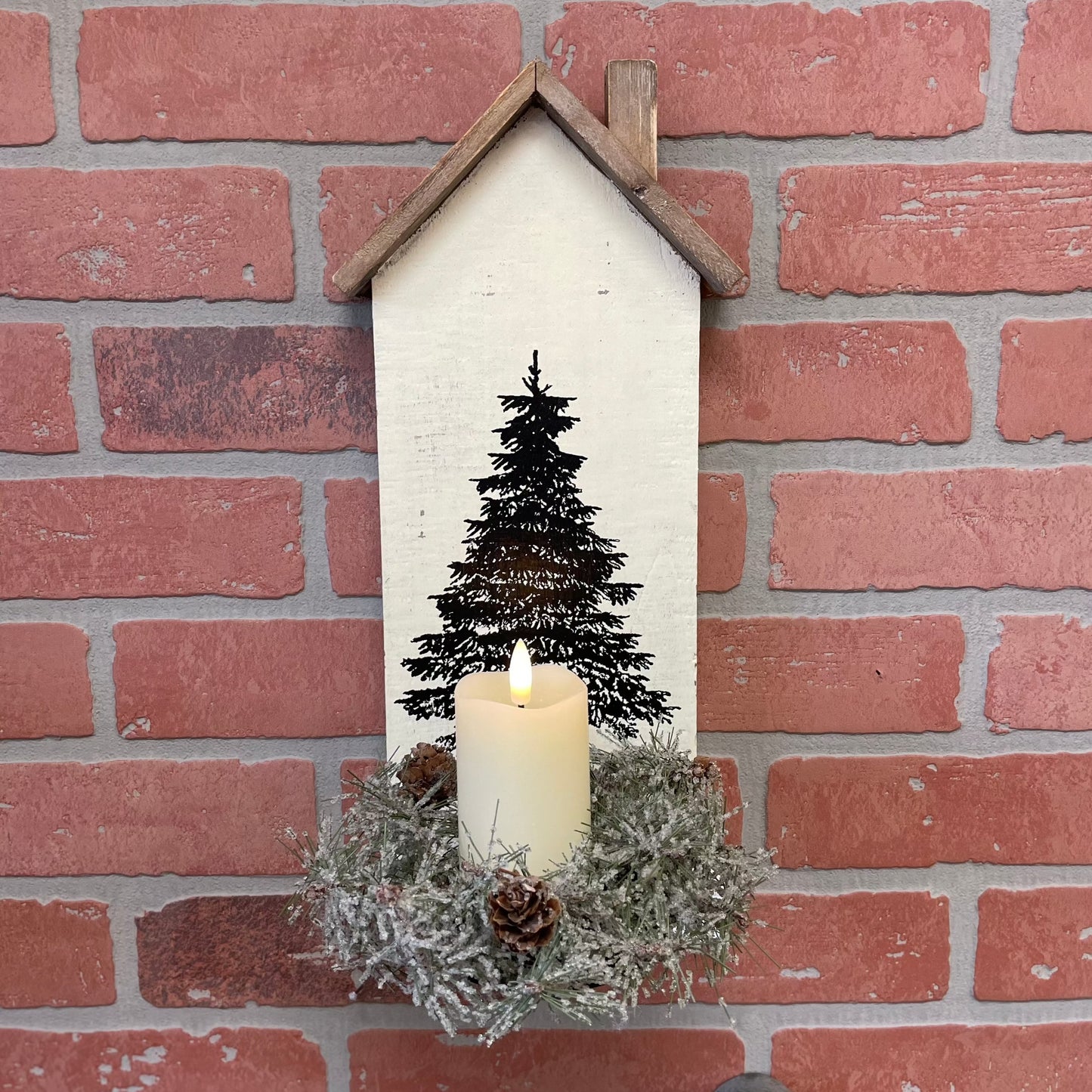 House/tree Candle Holder