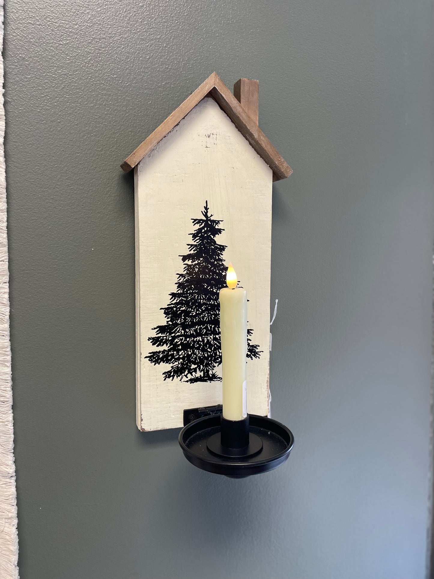 House/tree Candle Holder