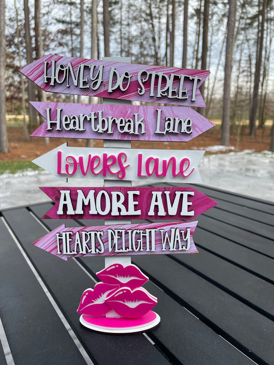 February 6 - Sip Shop & Craft -  Valentine Extravaganza
