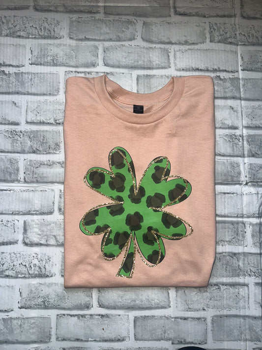 Shamrock short sleeve shirt